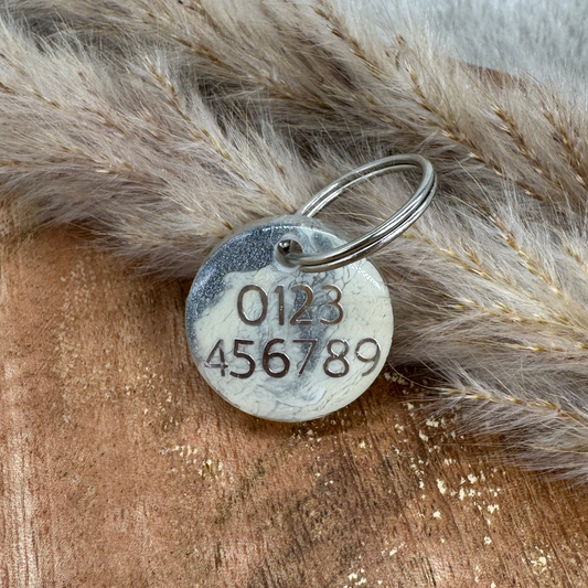 Hundemarke „Vintage Silber“ – dezent, edel & geheimnisvoll