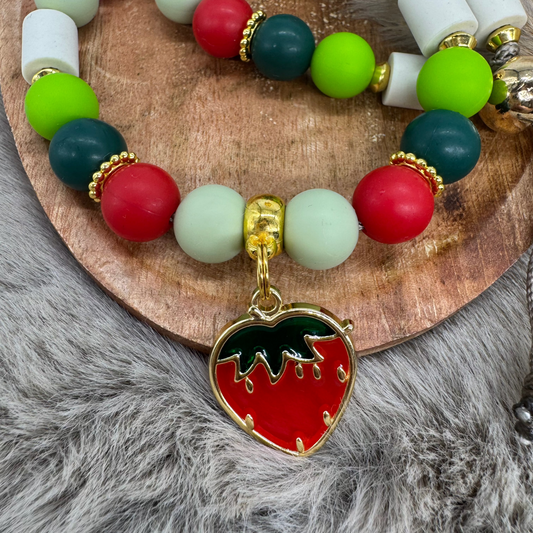 Hundekette „Berry Joy“ – fruchtig frisch & voller Sommerlaune