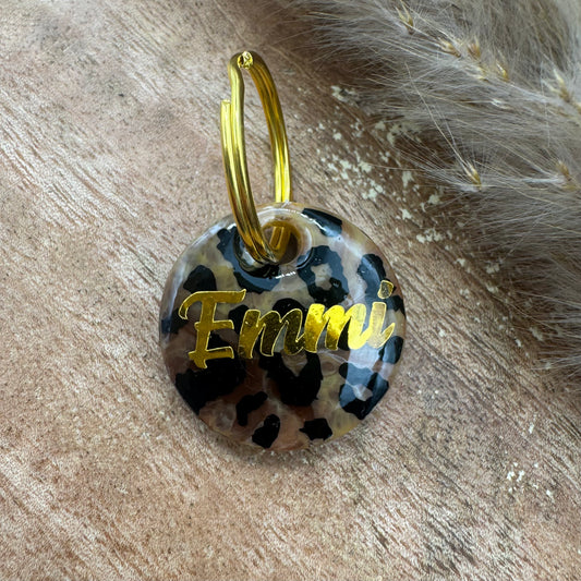 Hundemarke „Wild Leo“ – dezent, edel & geheimnisvoll