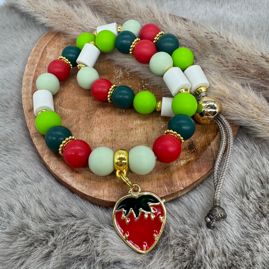 Hundekette „Berry Joy“ – fruchtig frisch & voller Sommerlaune