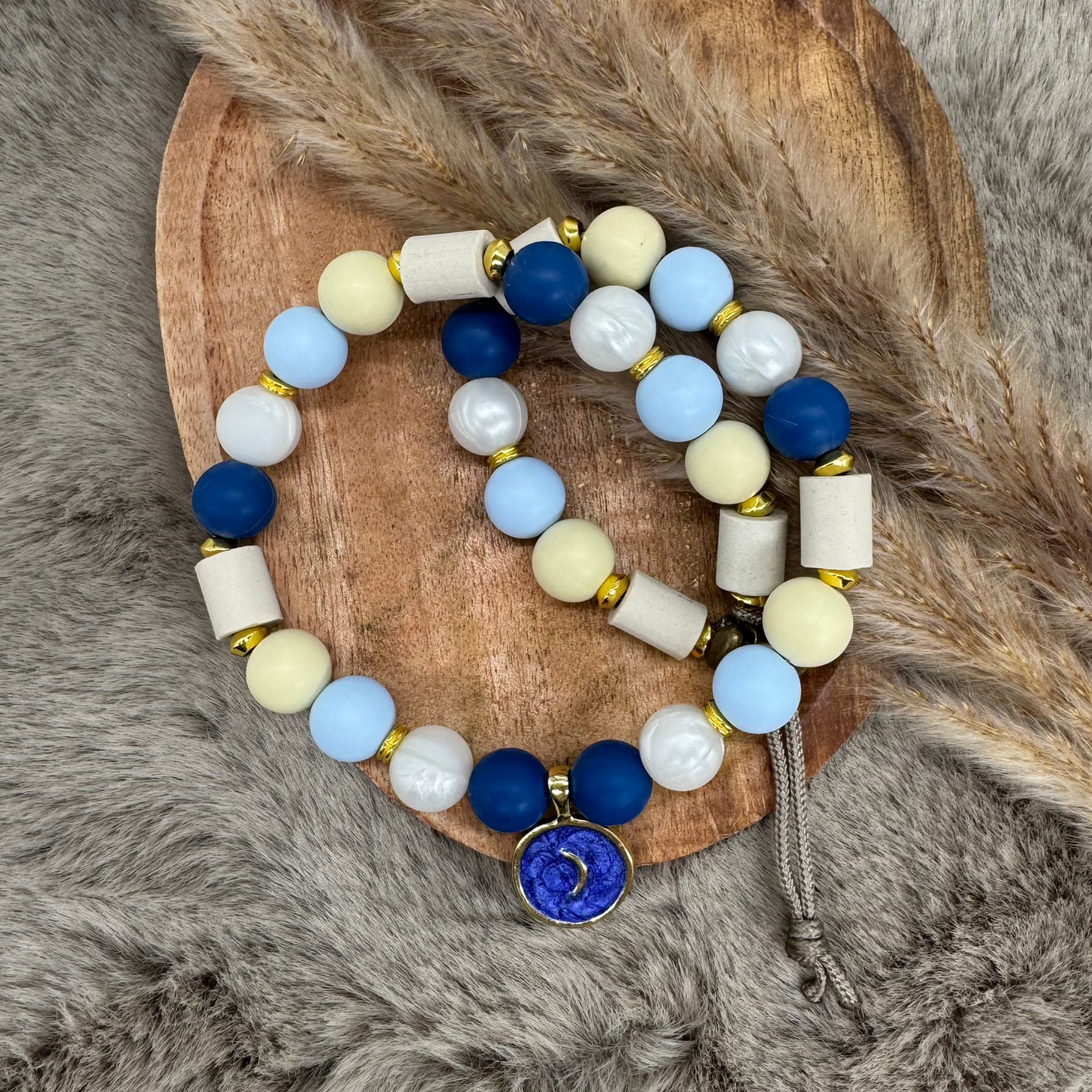 Hundekette „Midnight Bloom“ –  himmlisch ruhig & elegant abgestimmt